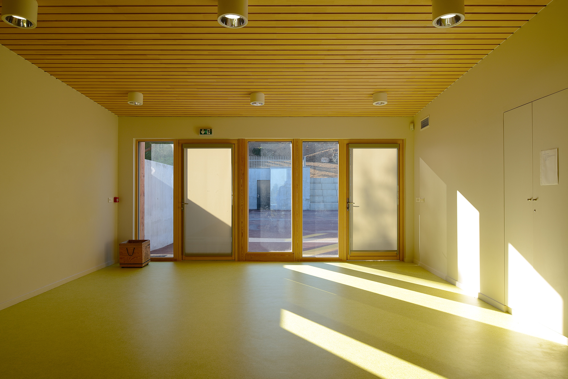 Salle associative Anse (Atelier Régis Gachon Architecte)